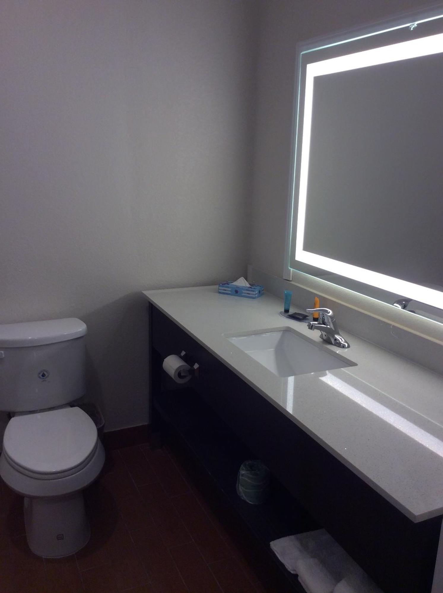 Regency Inn & Suites- Nw Houston Jersey Village エクステリア 写真