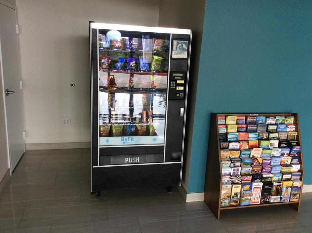 Regency Inn & Suites- Nw Houston Jersey Village エクステリア 写真