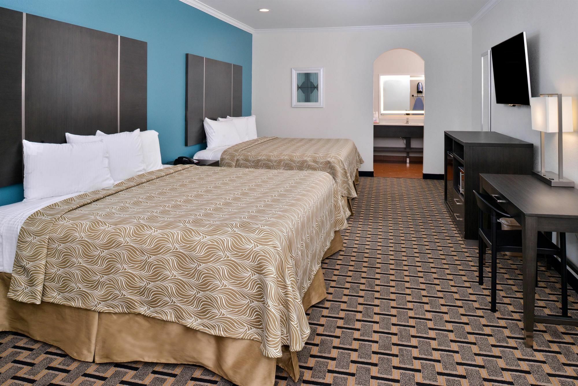 Regency Inn & Suites- Nw Houston Jersey Village エクステリア 写真