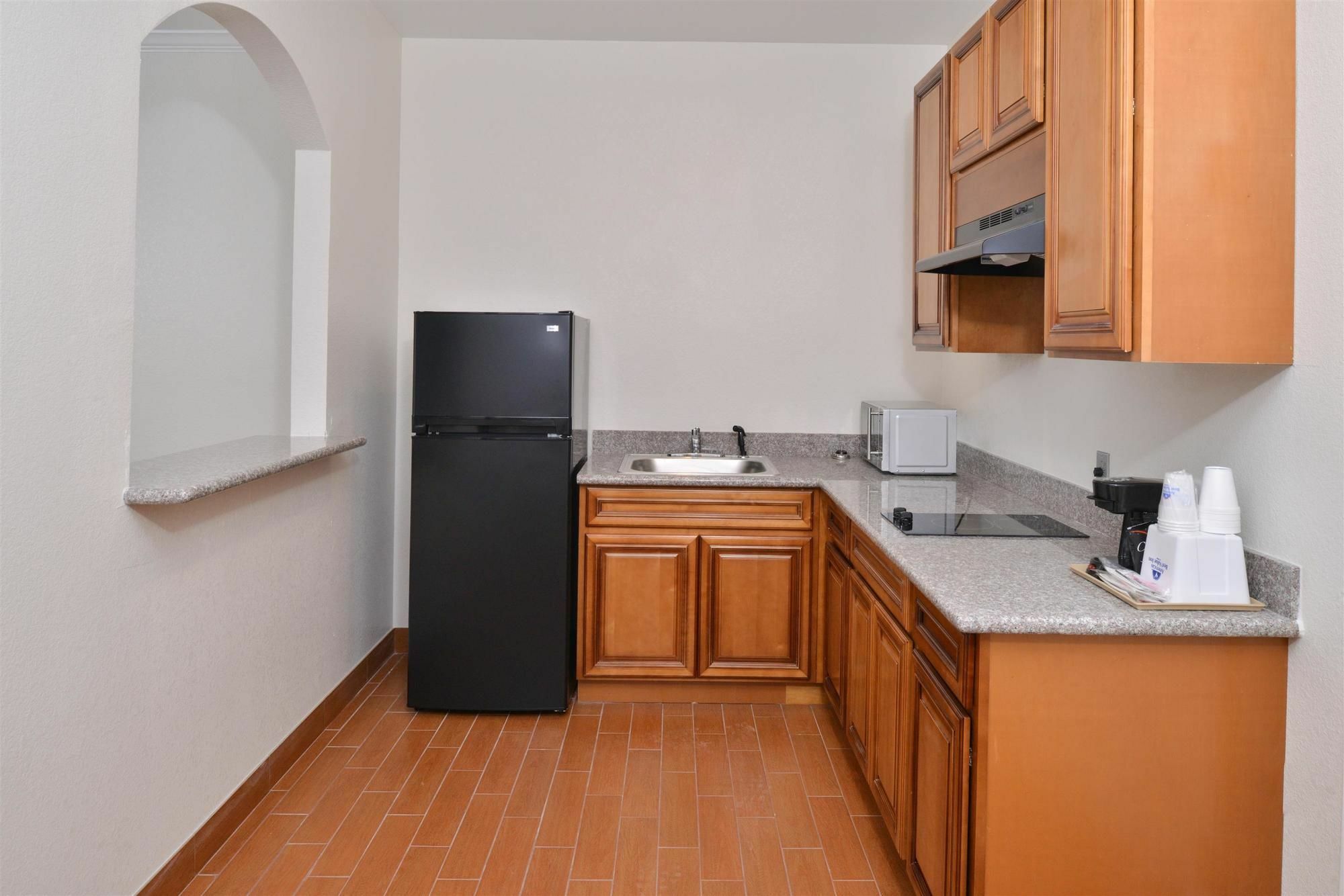 Regency Inn & Suites- Nw Houston Jersey Village エクステリア 写真