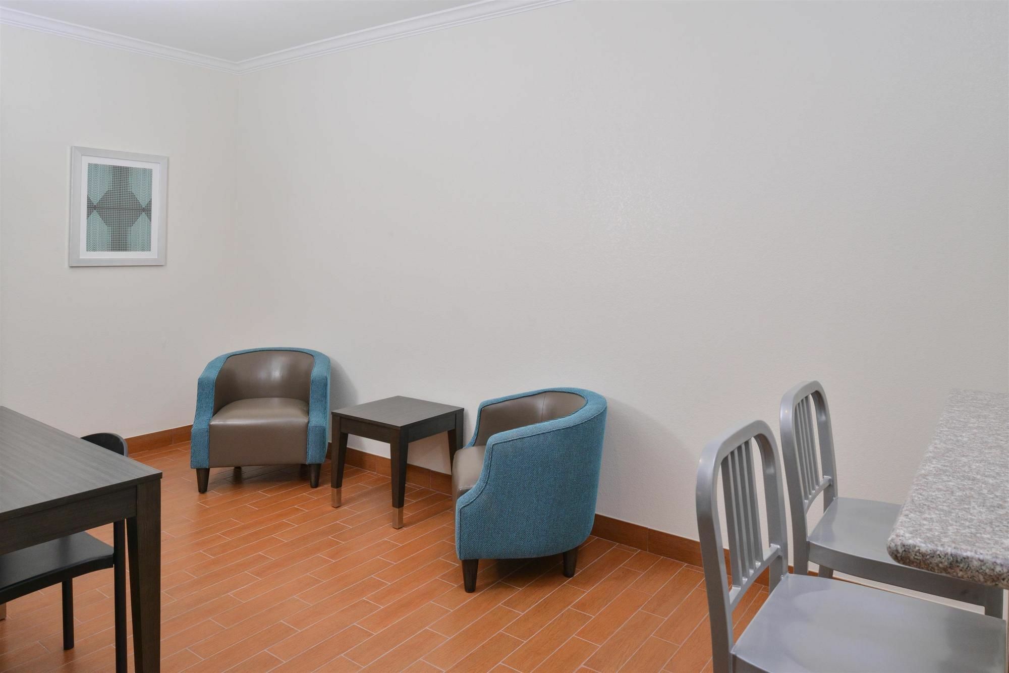 Regency Inn & Suites- Nw Houston Jersey Village エクステリア 写真